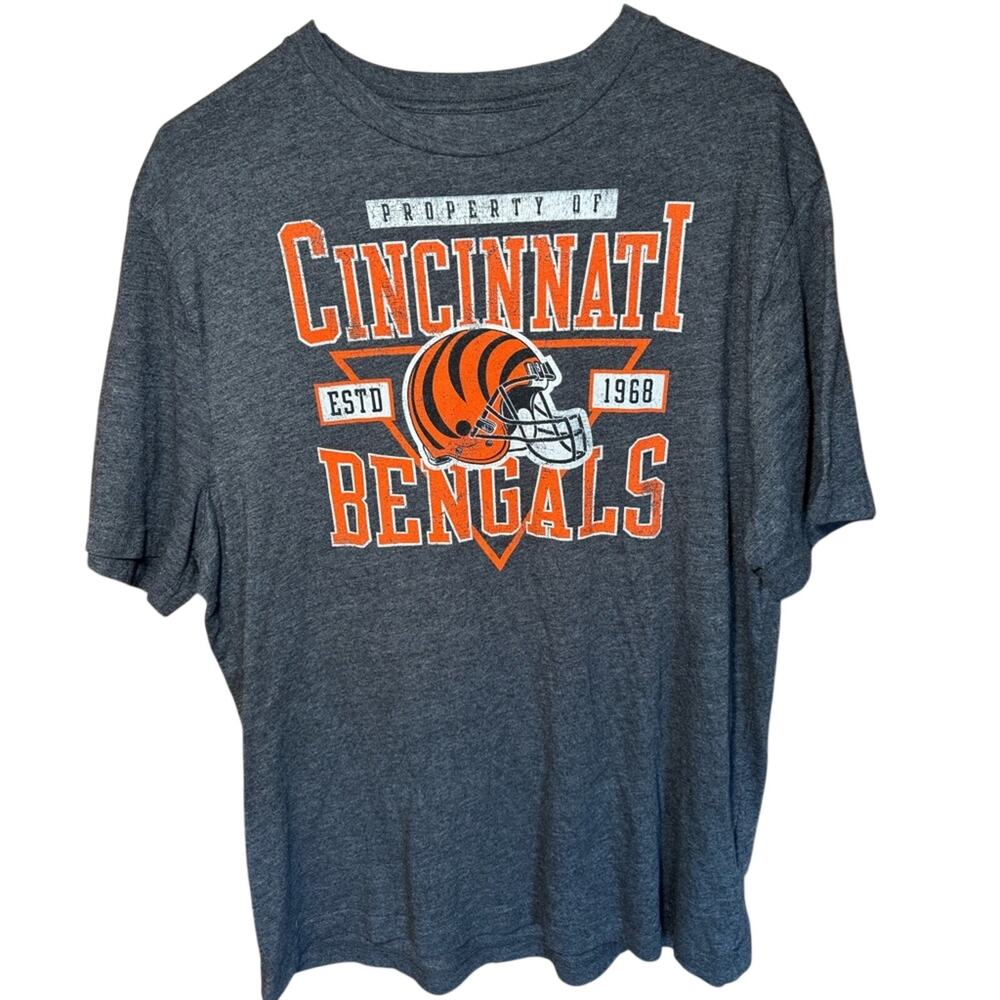 Vintage Cincinnati Bengals “Property of ESTD 1968” Grey T-Shirt – Men’s Large